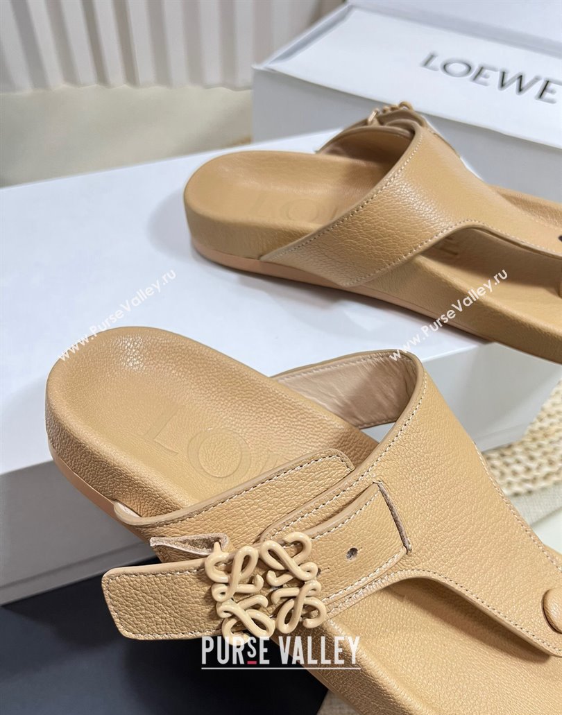 Loewe Ease toe post Women/Men sandals in goatskin Apricot 2024 (modeng-24040748)