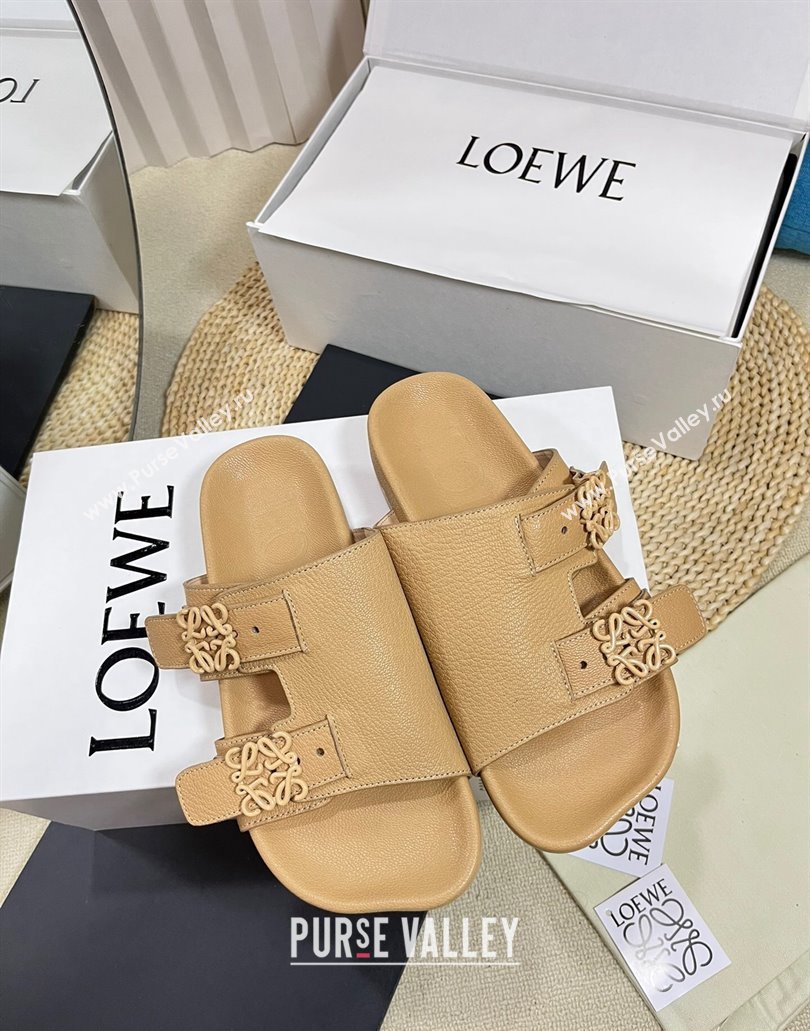 Loewe Ease Women/Men slides in goatskin Apricot 2024 (modeng-24040743)