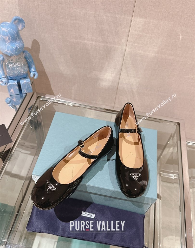 Prada Patent leather ballerinas with strap and logo-engraved metal buckle 1F567N Black 2024 (modeng-24040333)