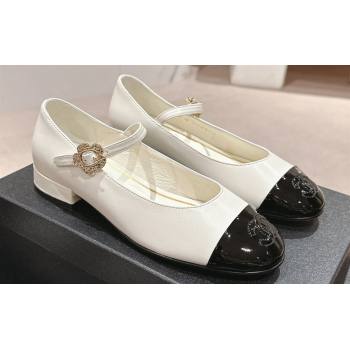 Chanel Mary Janes in Leather White and Patent Black 2024 (modeng-24040303)