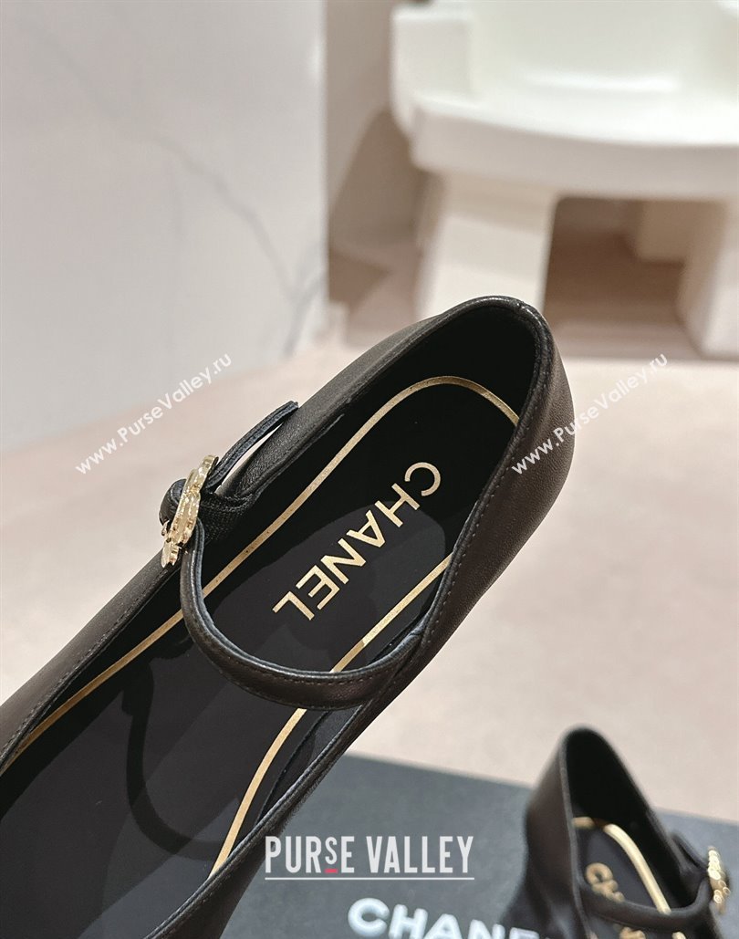 Chanel Mary Janes in Leather and Patent Black 2024 (modeng-24040304)
