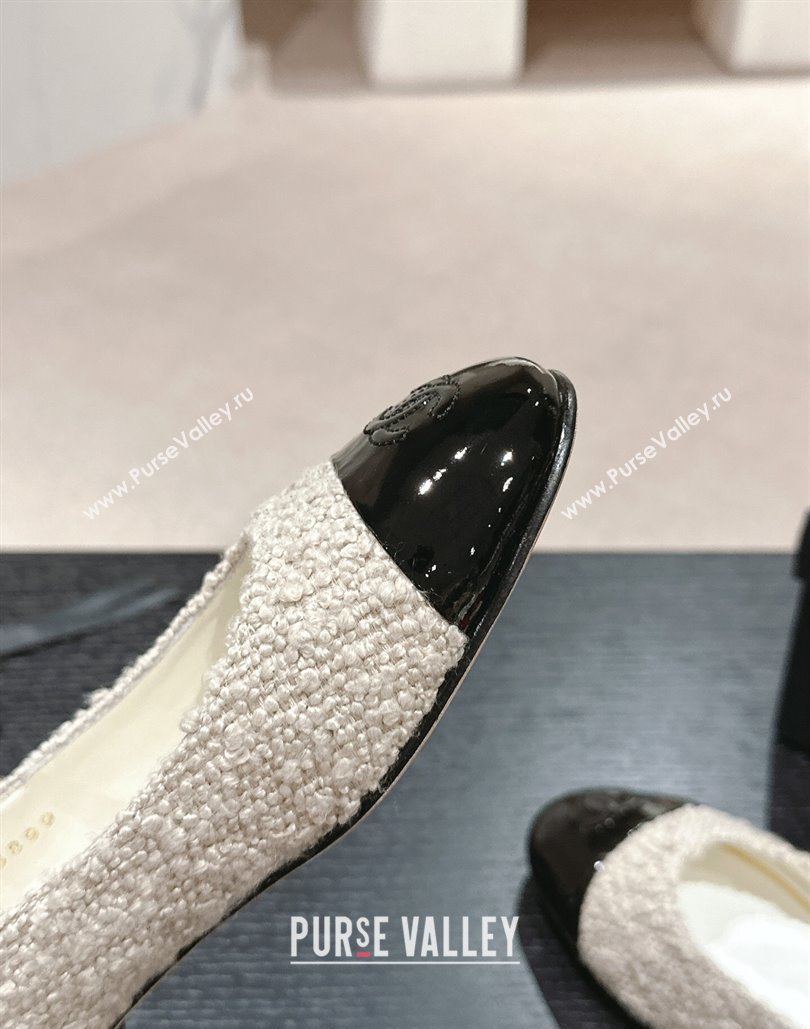 Chanel Mary Janes in Tweed Creamy and Patent Black 2024 (modeng-24040306)