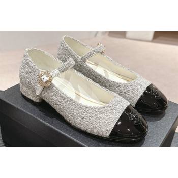 Chanel Mary Janes in Tweed Gray and Patent Black 2024 (modeng-24040305)