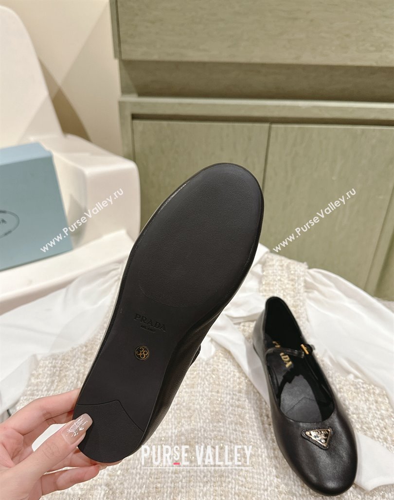 Prada Nappa leather ballerinas with strap and logo-engraved metal buckle 1F567N Black 2024 (nono-24040306)