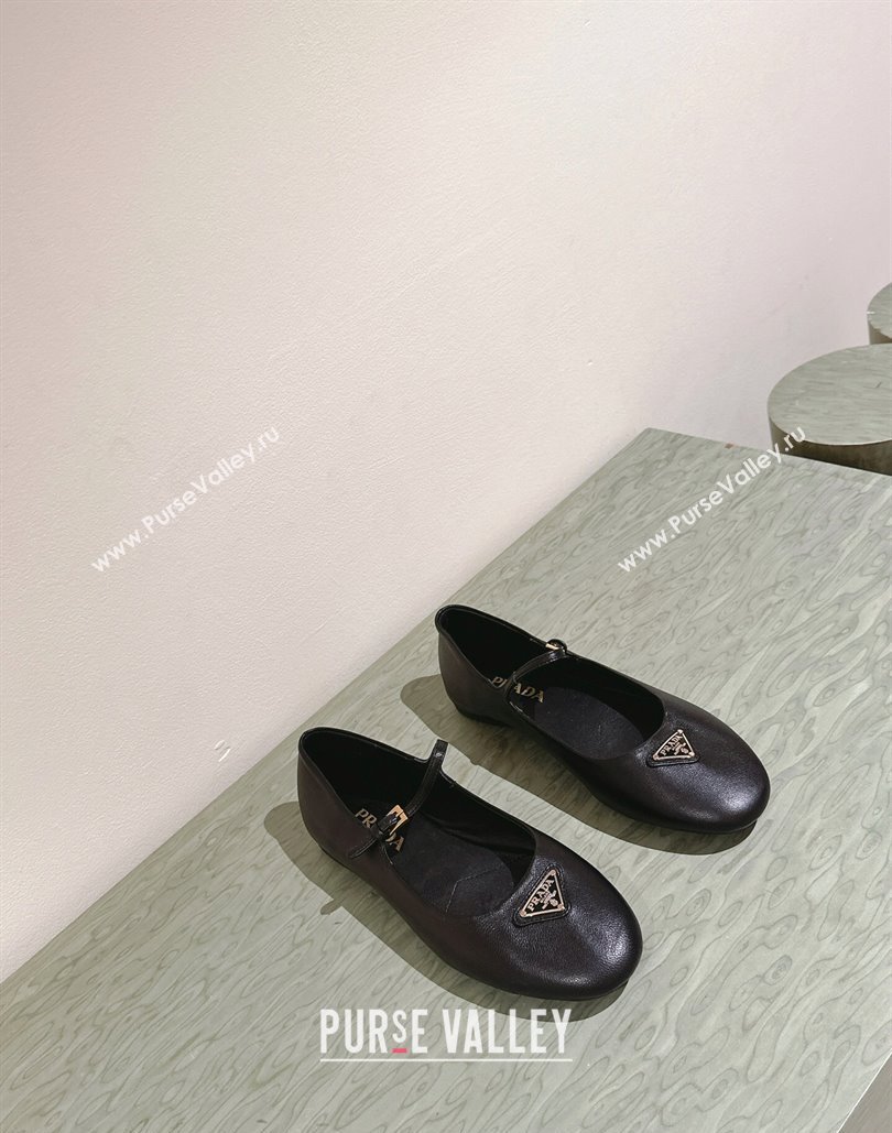 Prada Nappa leather ballerinas with strap and logo-engraved metal buckle 1F567N Black 2024 (nono-24040306)