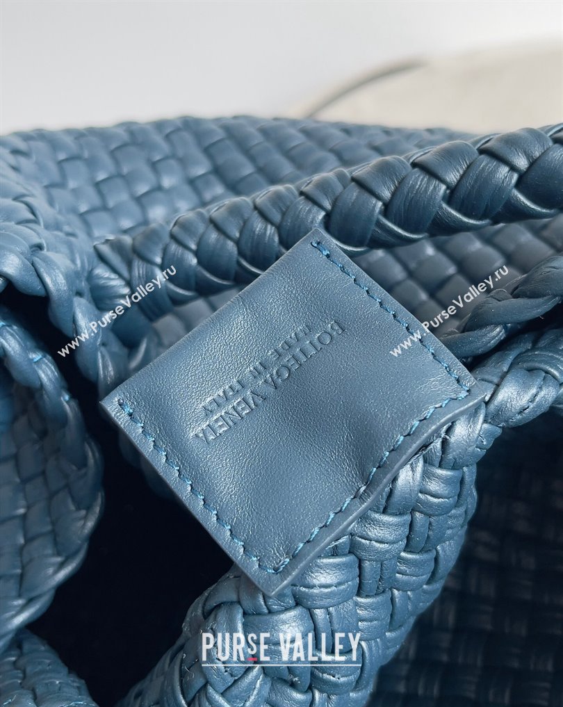 Bottega Veneta Tosca Small Intreccio leather Shoulder Bag Navy Blue 2024 (misu-24040716)