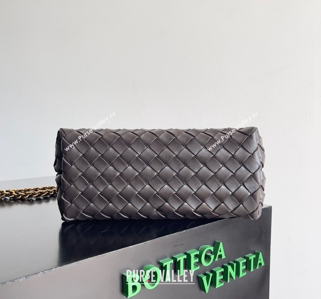 Bottega Veneta Small Andiamo Intrecciato leather top handle Bag FONDANT With Chain 2024 (misu-24040722)