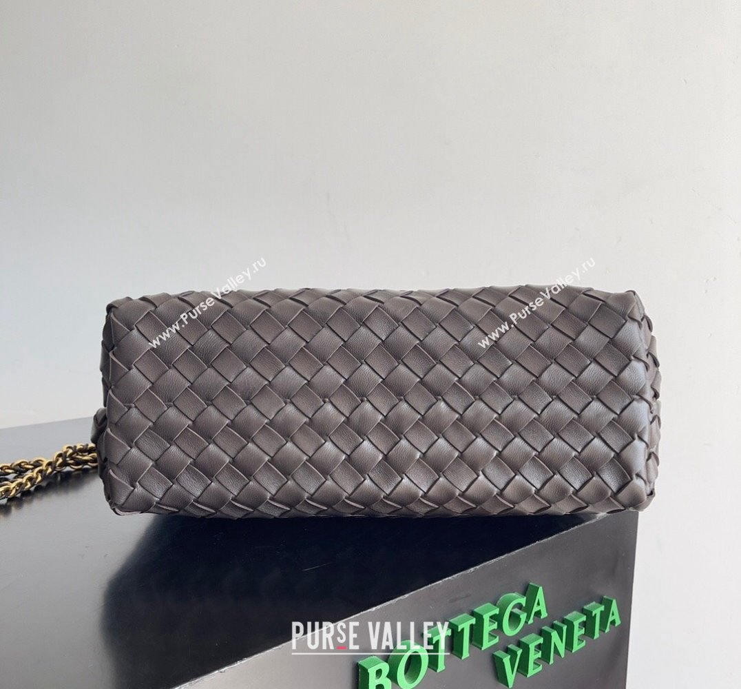 Bottega Veneta Medium Andiamo Intrecciato leather top handle Bag FONDANT With Chain 2024 (misu-24040719)