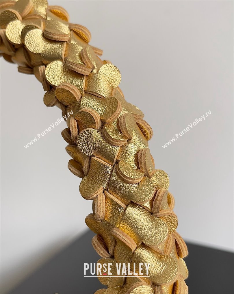 Bottega Veneta Kalimero Bucket bag Intreccio lamina leather Gold 2024 (misu-24040712)