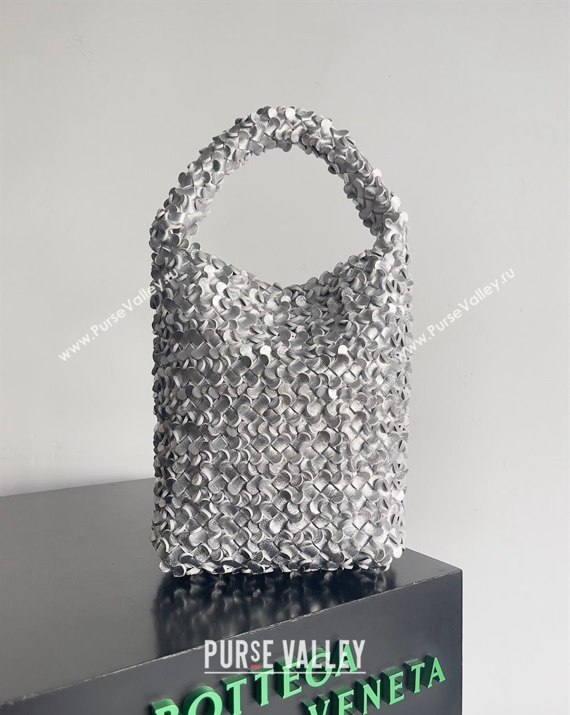 Bottega Veneta Kalimero Bucket bag Intreccio lamina leather Silver 2024 (misu-24040713)