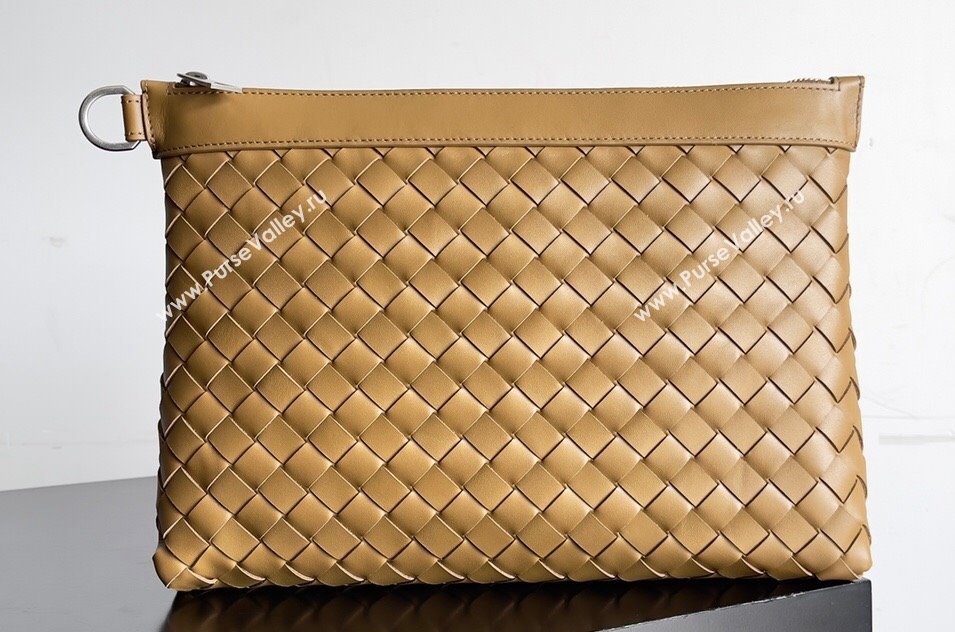 Bottega Veneta Intrecciato leather pouch Clutch Bag Brown (misu-24040831)