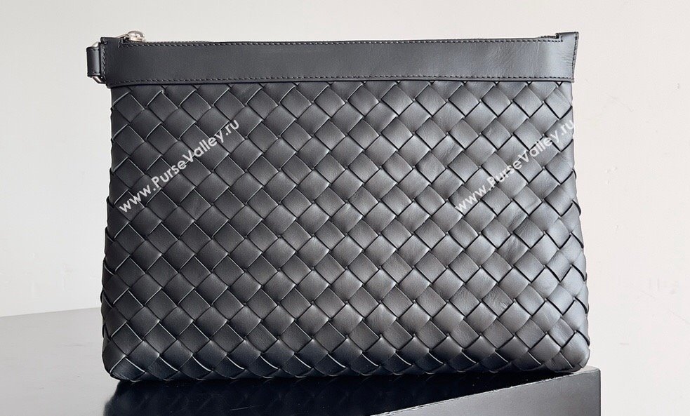 Bottega Veneta Intrecciato leather pouch Clutch Bag Black (misu-24040832)