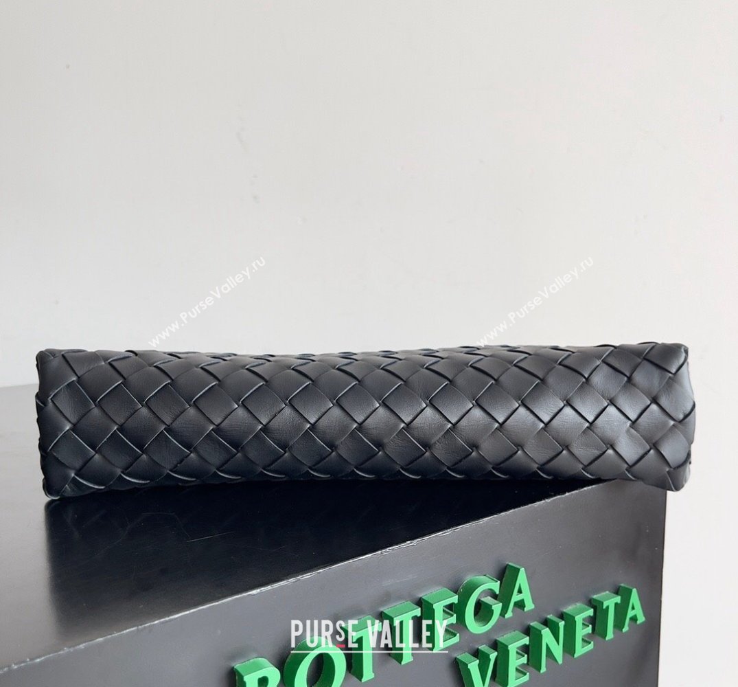 Bottega Veneta Intrecciato leather pouch Clutch Bag Black (misu-24040832)