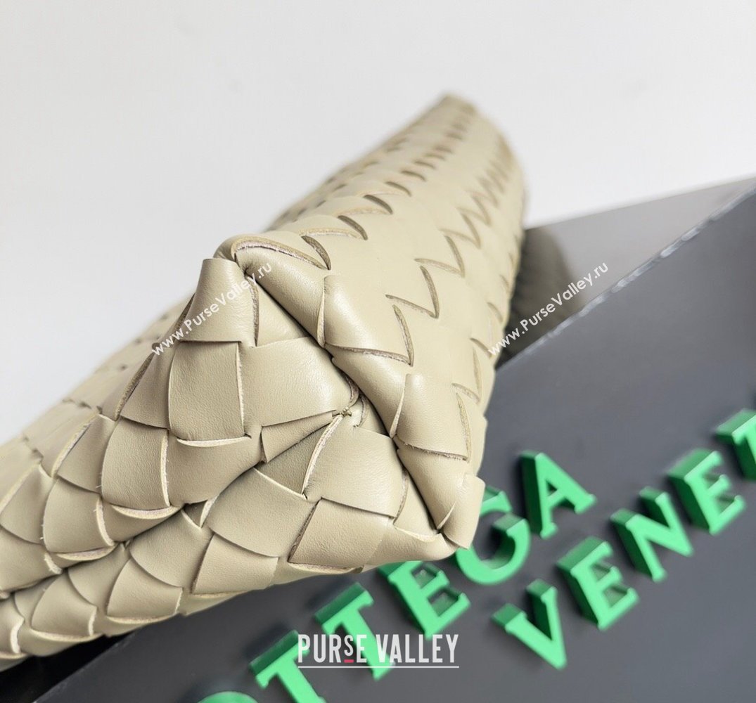 Bottega Veneta Intrecciato leather pouch Clutch Bag Beige (misu-24040833)