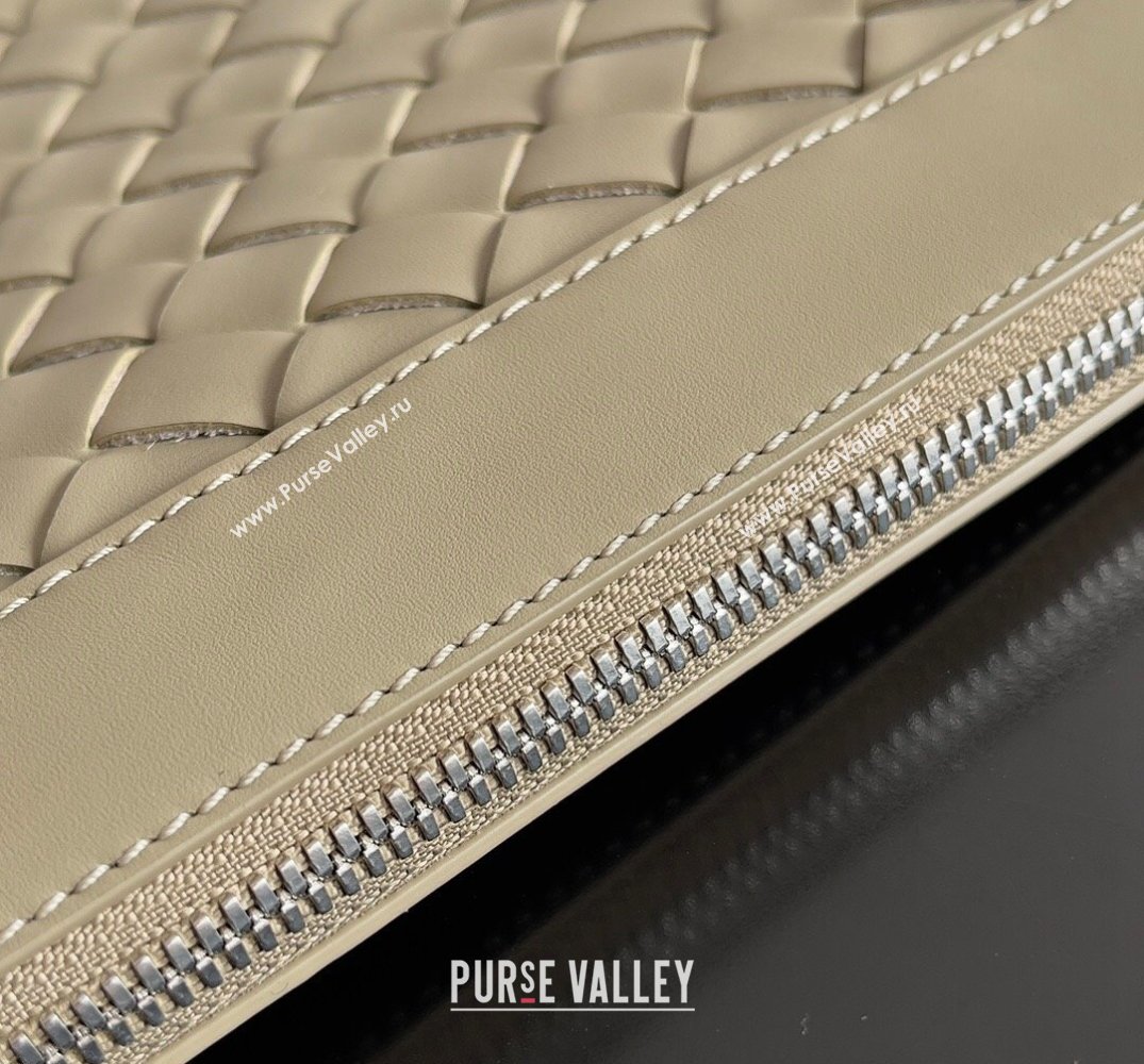 Bottega Veneta Intrecciato leather pouch Clutch Bag Beige (misu-24040833)