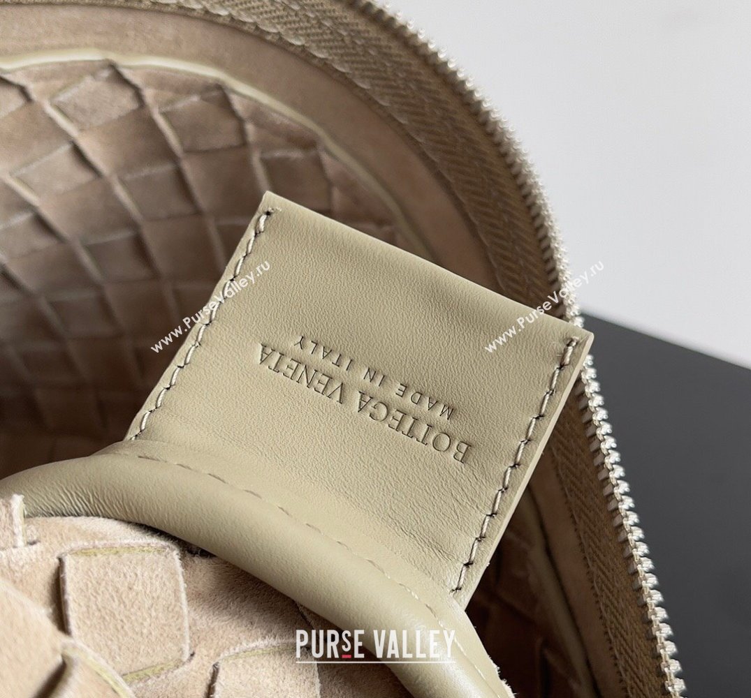 Bottega Veneta Intrecciato leather pouch Clutch Bag Beige (misu-24040833)