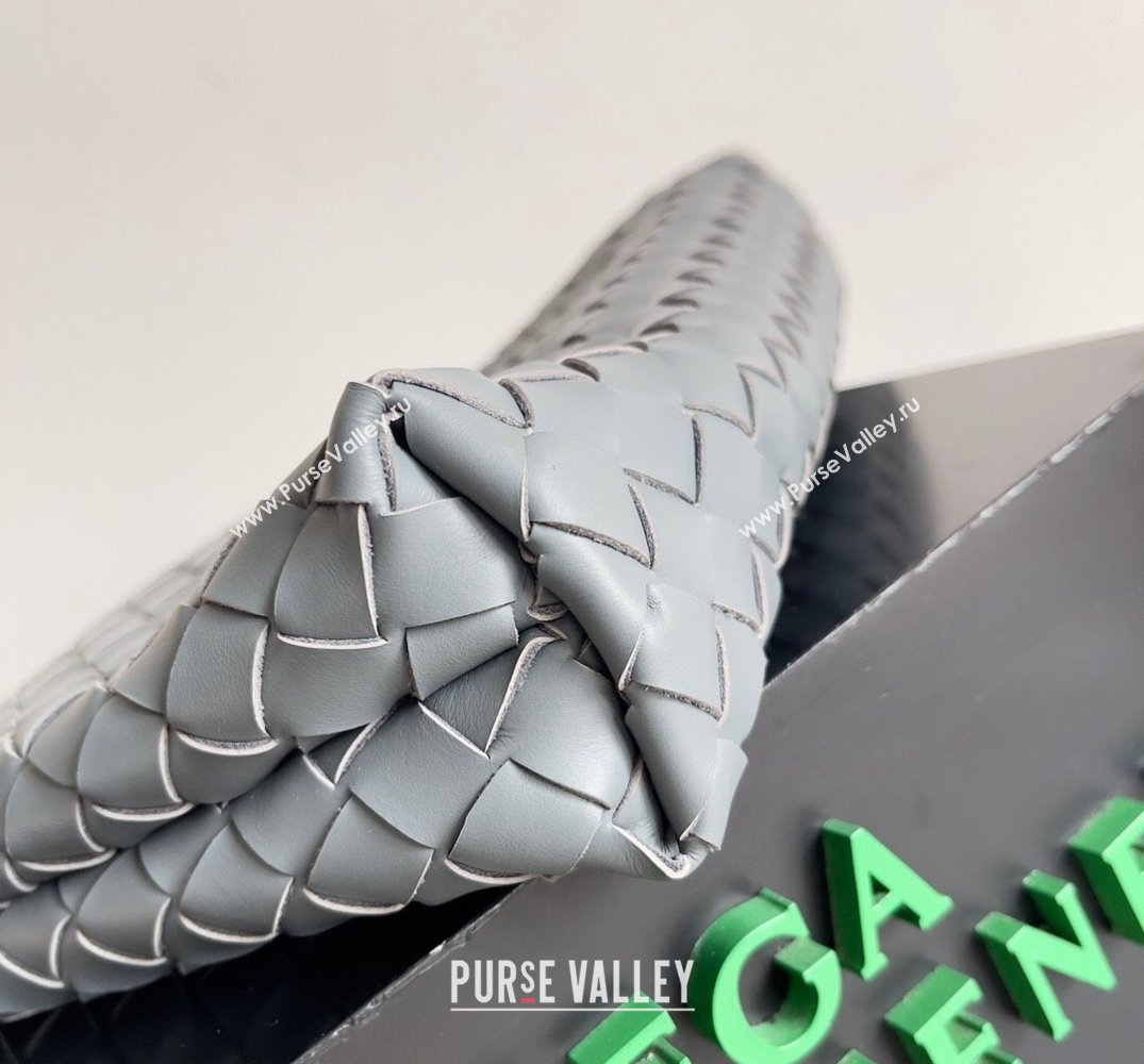 Bottega Veneta Intrecciato leather pouch Clutch Bag Gray (misu-24040834)