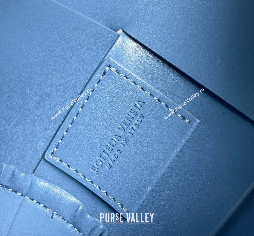 Bottega Veneta Small Canette Intreccio leather cross-body Bag Blue (misu-24040814)