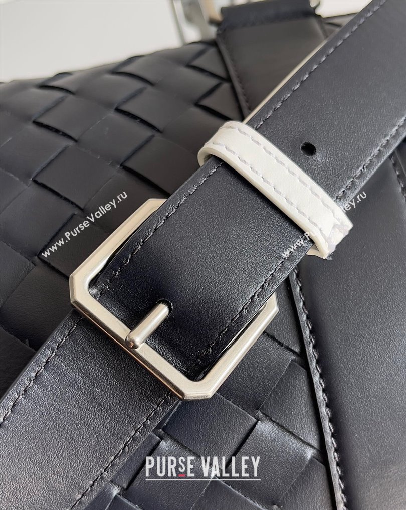 Bottega Veneta Medium Intrecciato Duffle Intrecciato leather Bag Space / White (misu-24040823)