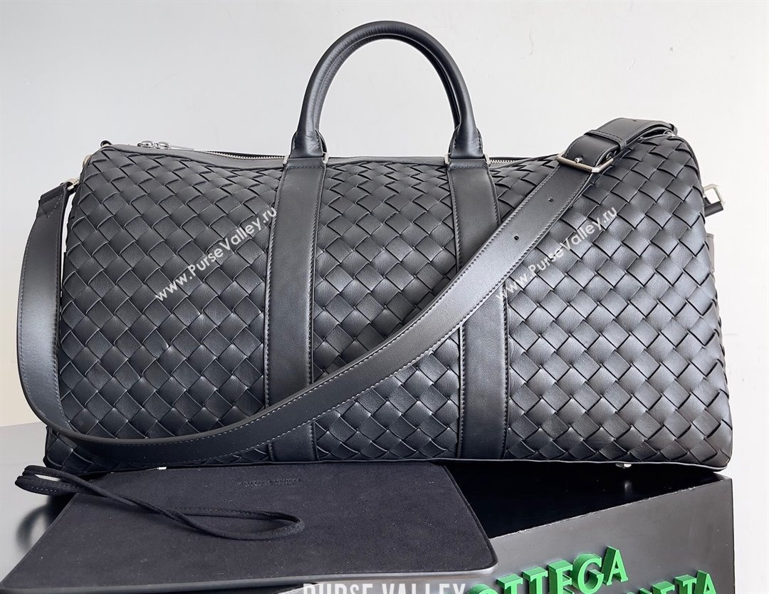 Bottega Veneta Medium Intrecciato Duffle Intrecciato leather Bag Black (misu-24040820)