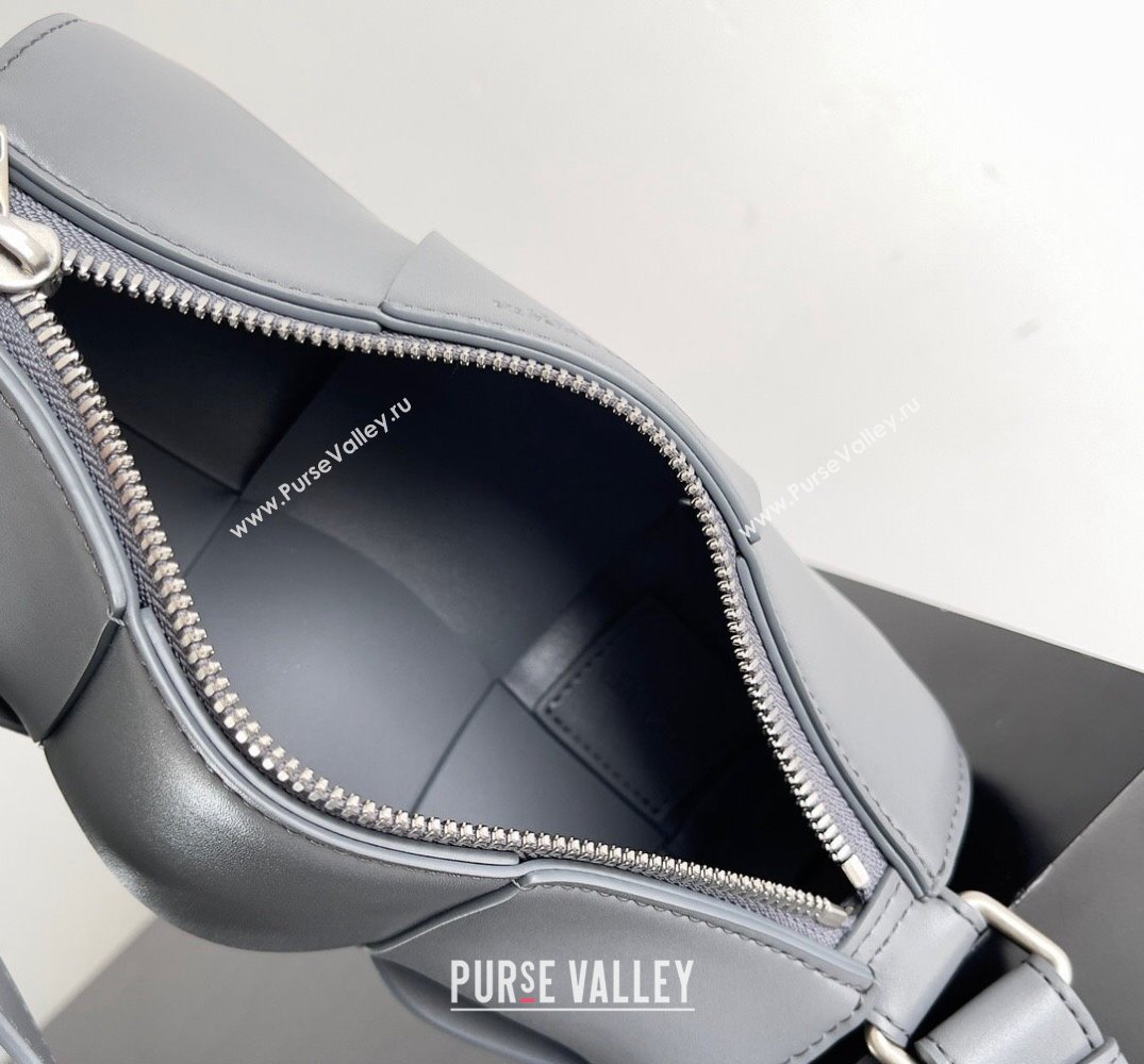 Bottega Veneta Small Canette Intreccio leather cross-body Bag Gray (misu-24040812)