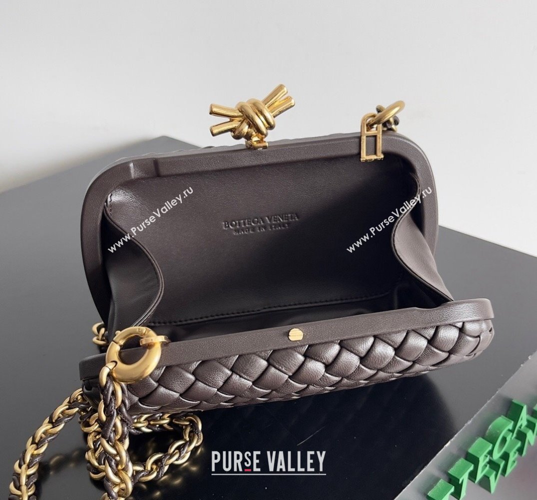 Bottega Veneta Knot With Chain Padded Intreccio leather minaudière Bag Fondant 2024 (misu-24040818)