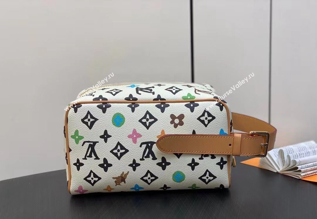 Louis Vuitton Monogram Craggy Canvas Locker Dopp Kit Bag M47069 Vanilla 2024 (kiki-24040805)