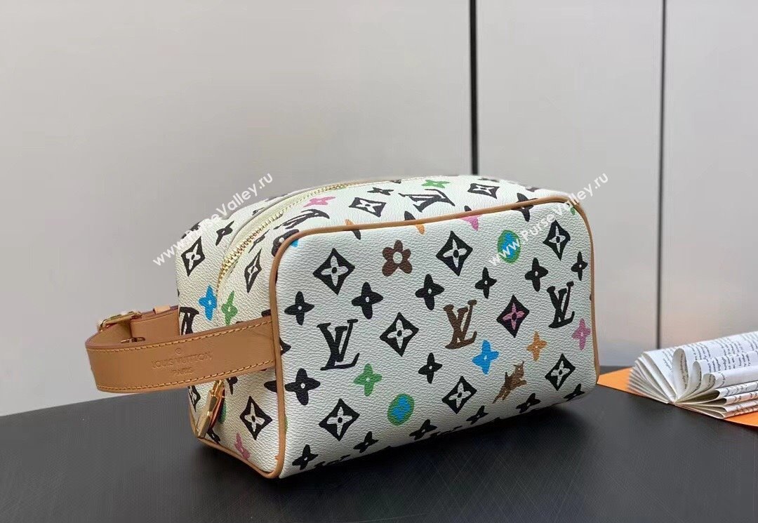 Louis Vuitton Monogram Craggy Canvas Locker Dopp Kit Bag M47069 Vanilla 2024 (kiki-24040805)