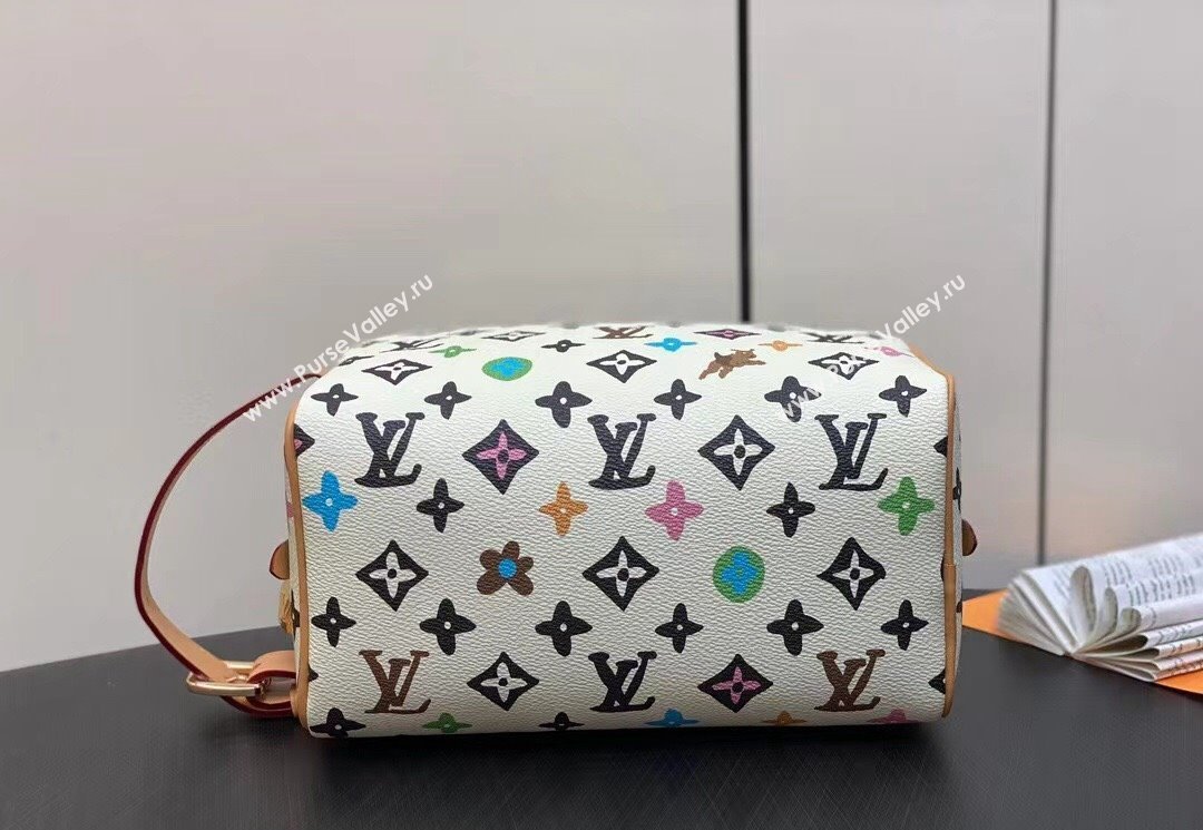 Louis Vuitton Monogram Craggy Canvas Locker Dopp Kit Bag M47069 Vanilla 2024 (kiki-24040805)