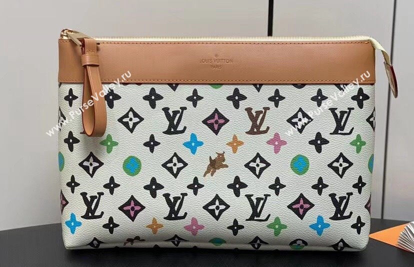 Louis Vuitton Monogram Craggy Canvas Pochette Voyage Souple Bag M83568 Vanilla 2024 (kiki-24040806)