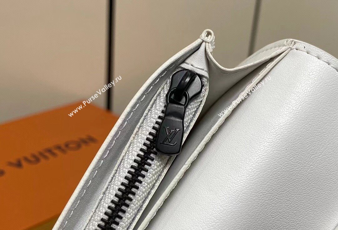 Louis Vuitton Monogram Shadow calfskin leather Brazza Wallet White/Navy 2024 (kiki-24040815)