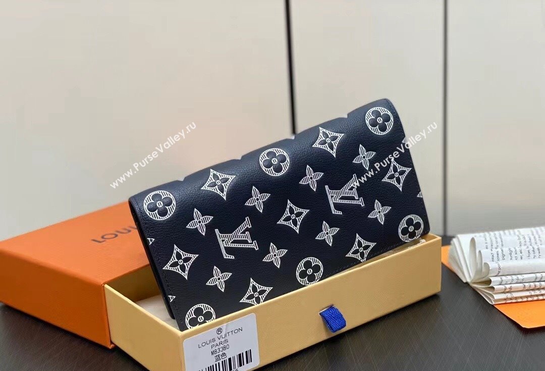 Louis Vuitton Monogram Shadow calfskin leather Brazza Wallet Ink Blue/White 2024 (kiki-24040814)