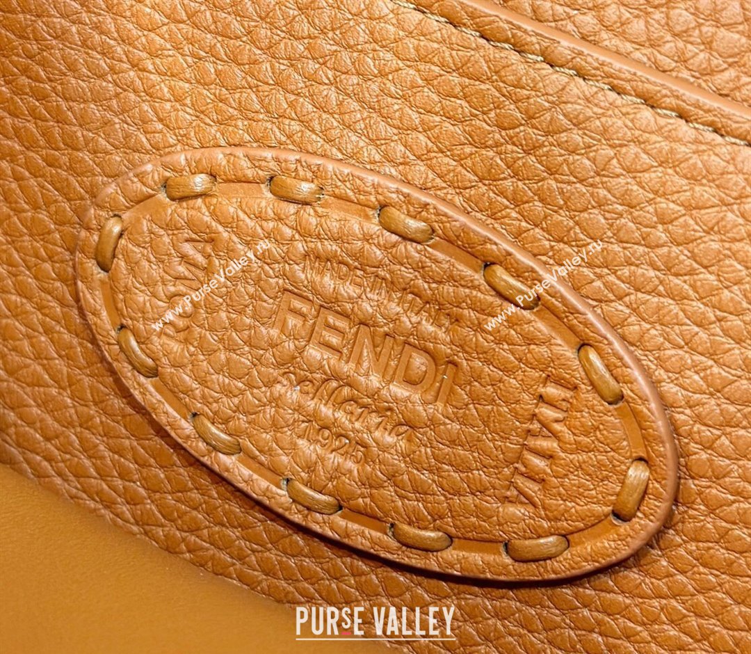 Fendi Peekaboo ISeeU Small Bag Brown Selleria with 556 hand-sewn stitches 2024 (chaoliu-24041041)