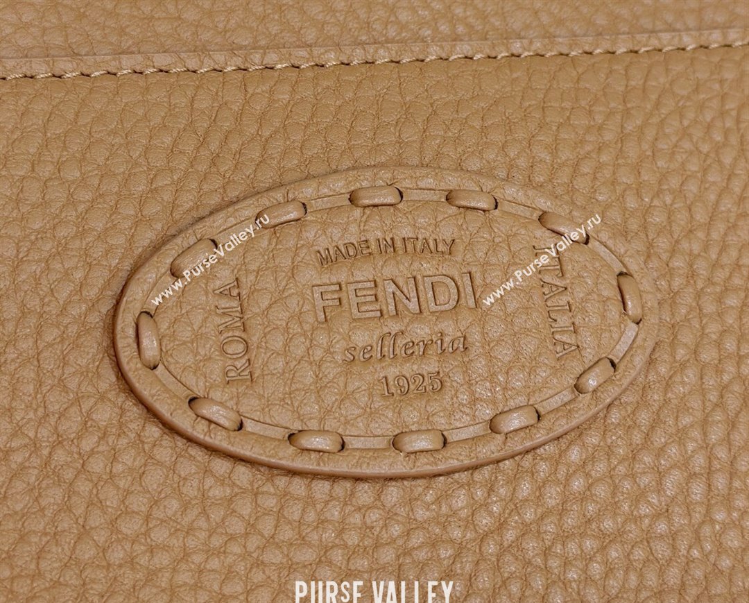 Fendi Peekaboo ISeeU Medium Bag Beige Selleria with oversized topstitching 2024 (chaoliu-24041033)