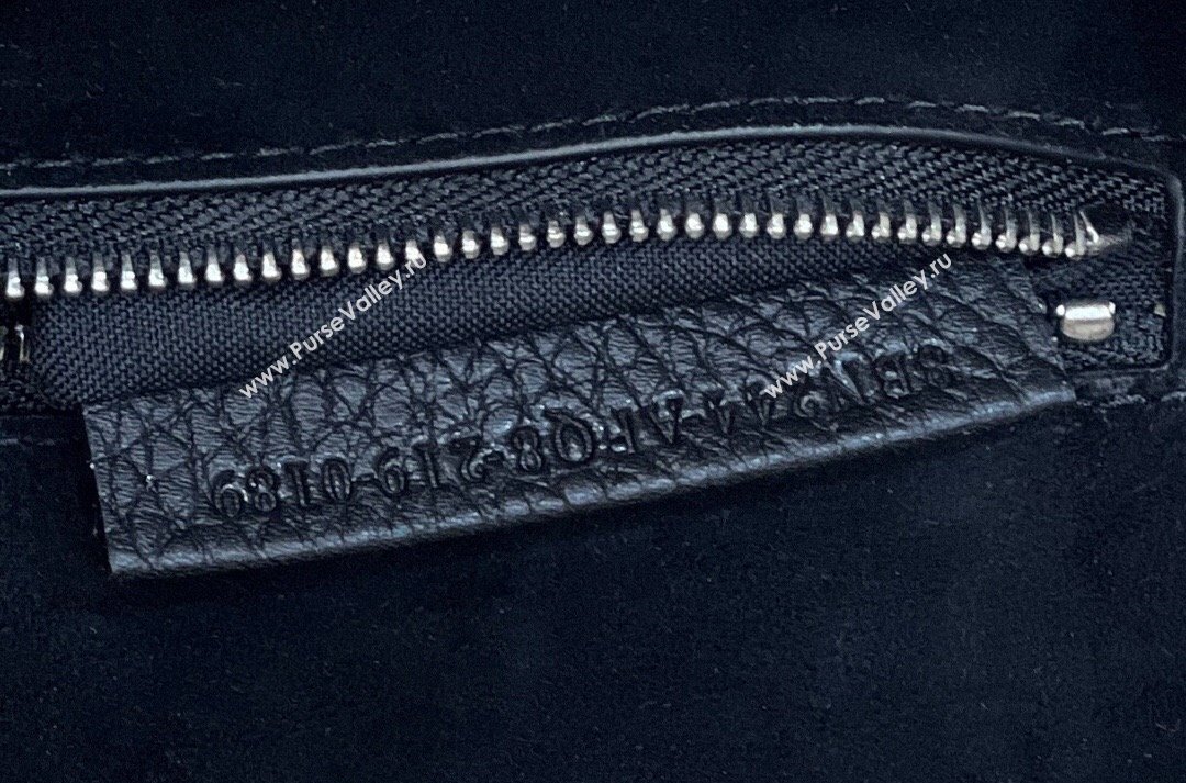 Fendi iconic Peekaboo Mini Bag black Selleria with topstitches 2024 (chaoliu-24040935)