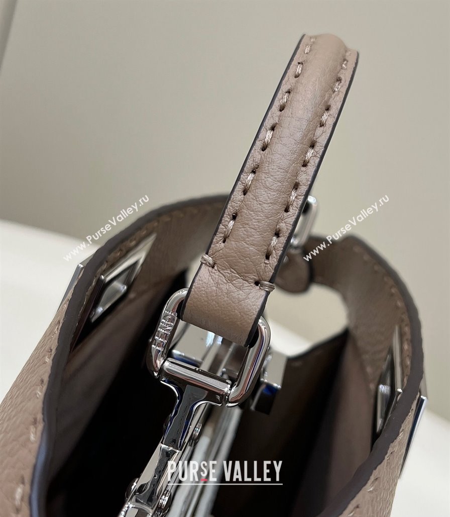 Fendi Peekaboo ISeeU Small Bag Dove Gray Selleria with topstitches 2024 (chaoliu-24041027)