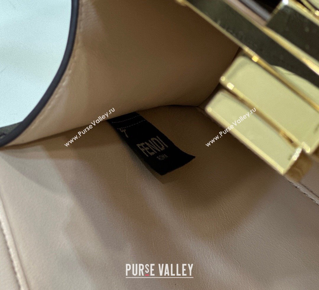 Fendi Peekaboo ISeeU Small Bag in nappa Leather Coffee 2024 (chaoliu-24040956)