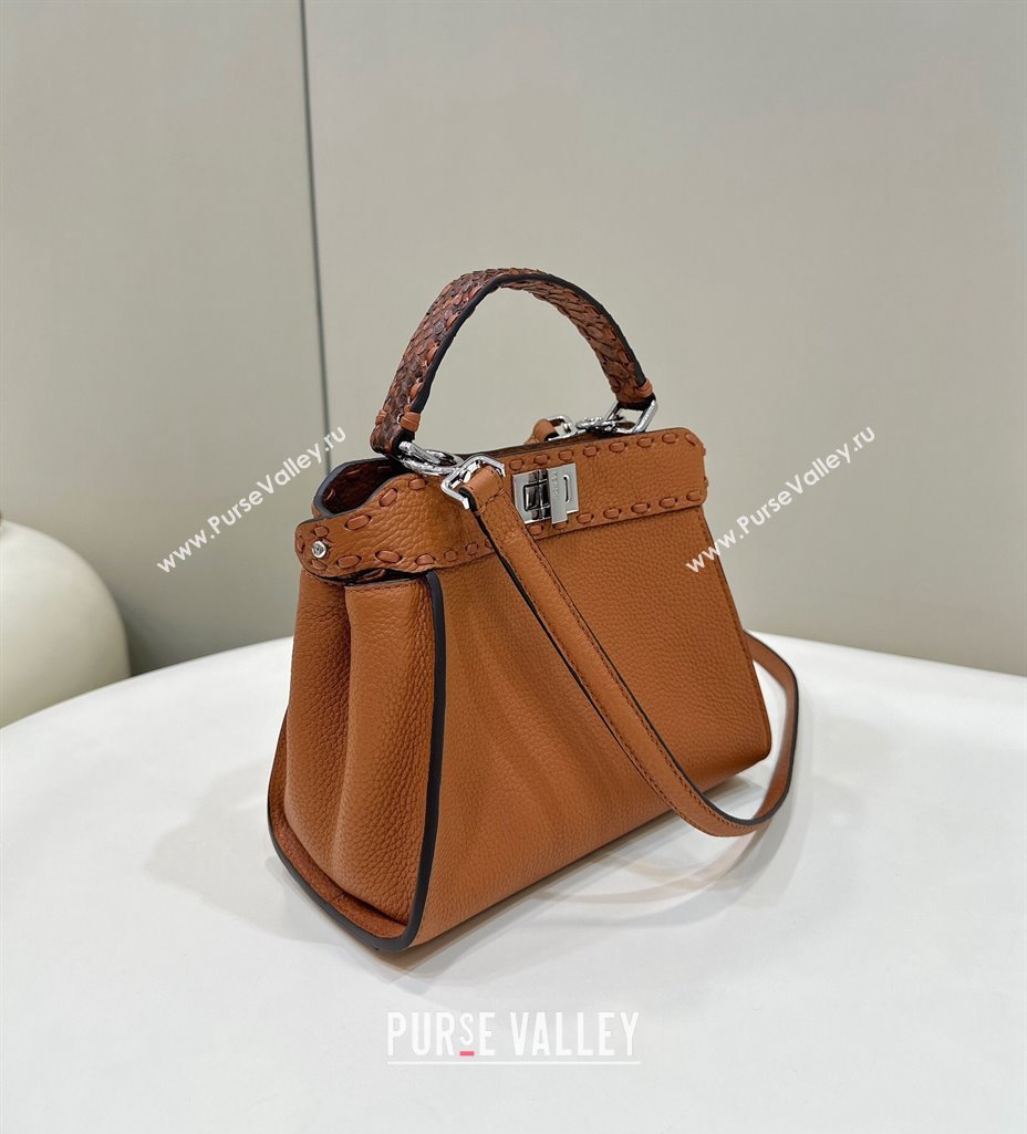 Fendi iconic Peekaboo Mini Bag Brown Selleria with 220 hand-sewn topstitches 2024 (chaoliu-24040946)