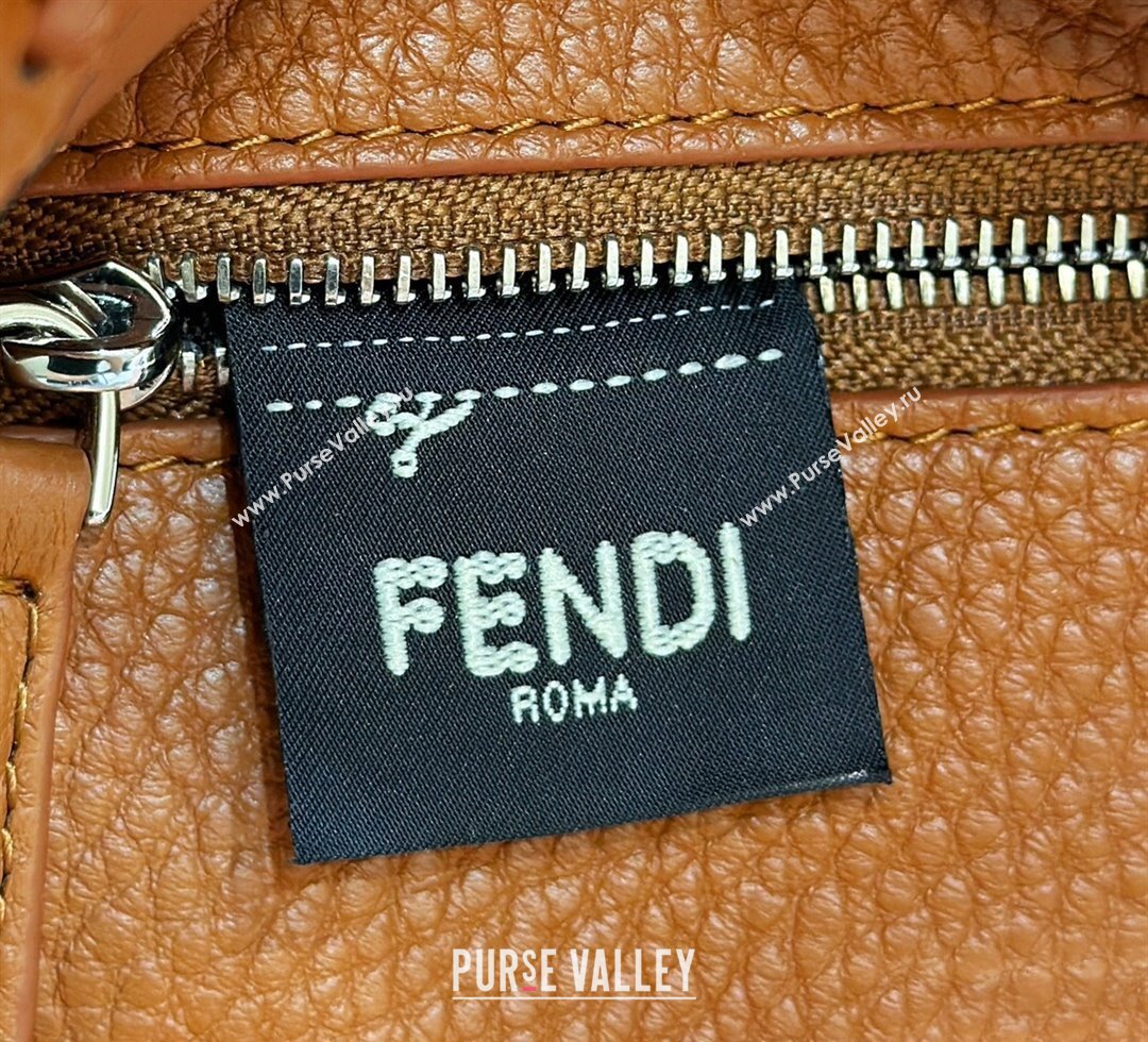Fendi iconic Peekaboo Mini Bag Brown Selleria with 220 hand-sewn topstitches 2024 (chaoliu-24040946)