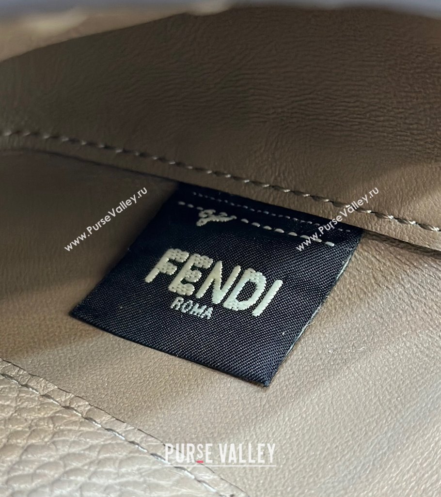 Fendi Mini Baguette Bag Dove Gray Selleria with 309 hand-sewn topstitches 2024 (chaoliu-24040922)