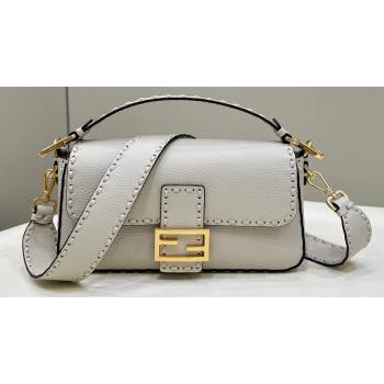 Fendi Medium Baguette Bag Camellia Selleria with oversize topstitching 2024 (chaoliu-24040913)