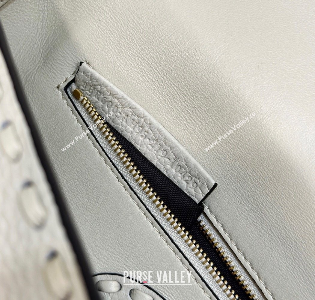 Fendi Medium Baguette Bag Camellia Selleria with oversize topstitching 2024 (chaoliu-24040913)