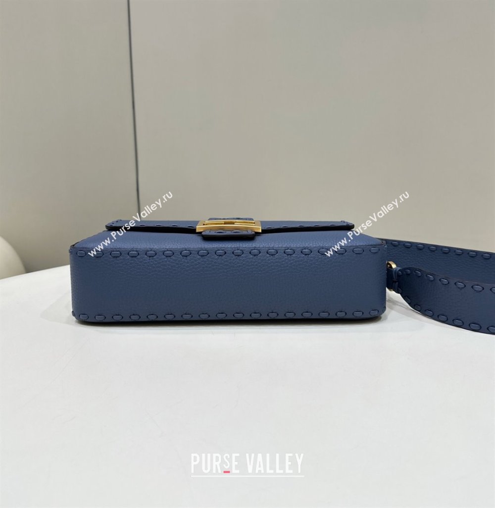 Fendi Medium Baguette Bag Blue Selleria with oversize topstitching 2024 (chaoliu-24040910)