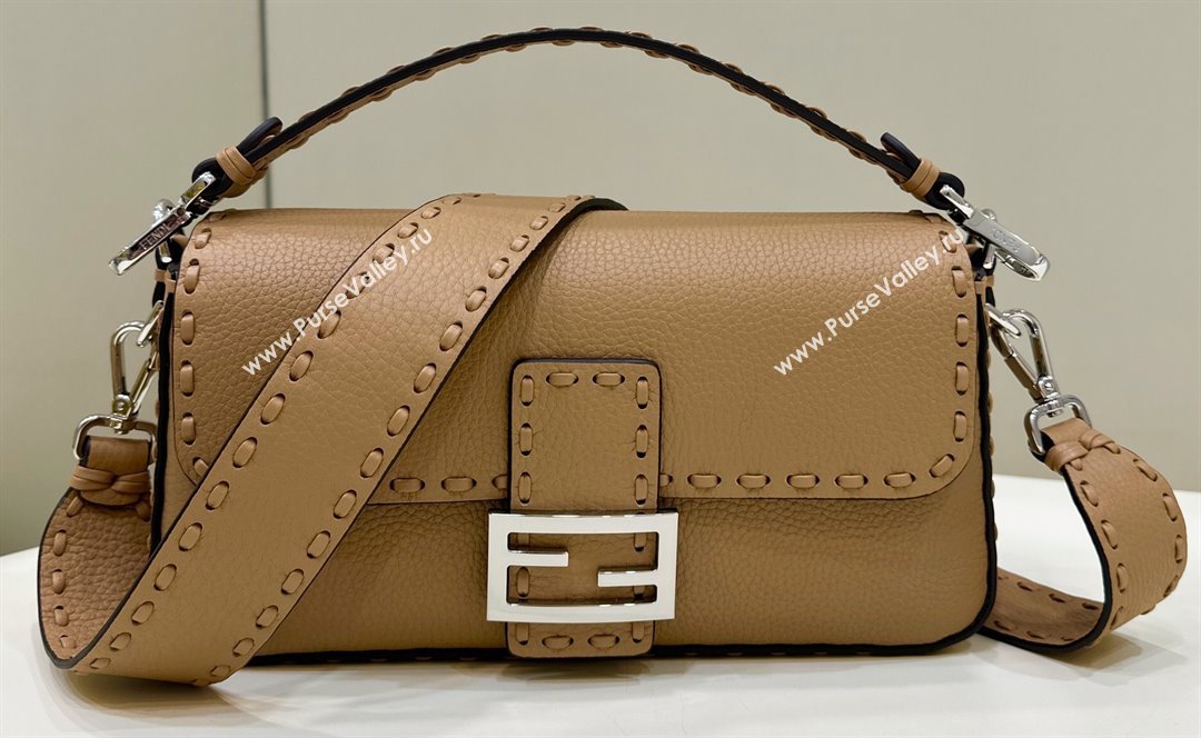 Fendi Medium Baguette Bag Beige Selleria with oversize topstitching 2024 (chaoliu-24040912)