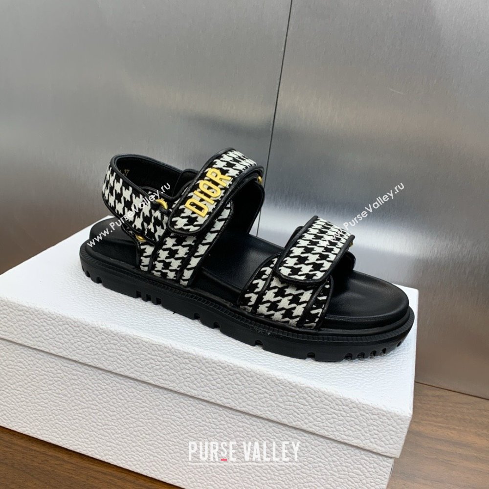 Dior DiorAct Sandals in Black and White Micro-Houndstooth Embroidered Cotton 2024 (MODENG-240415-01)