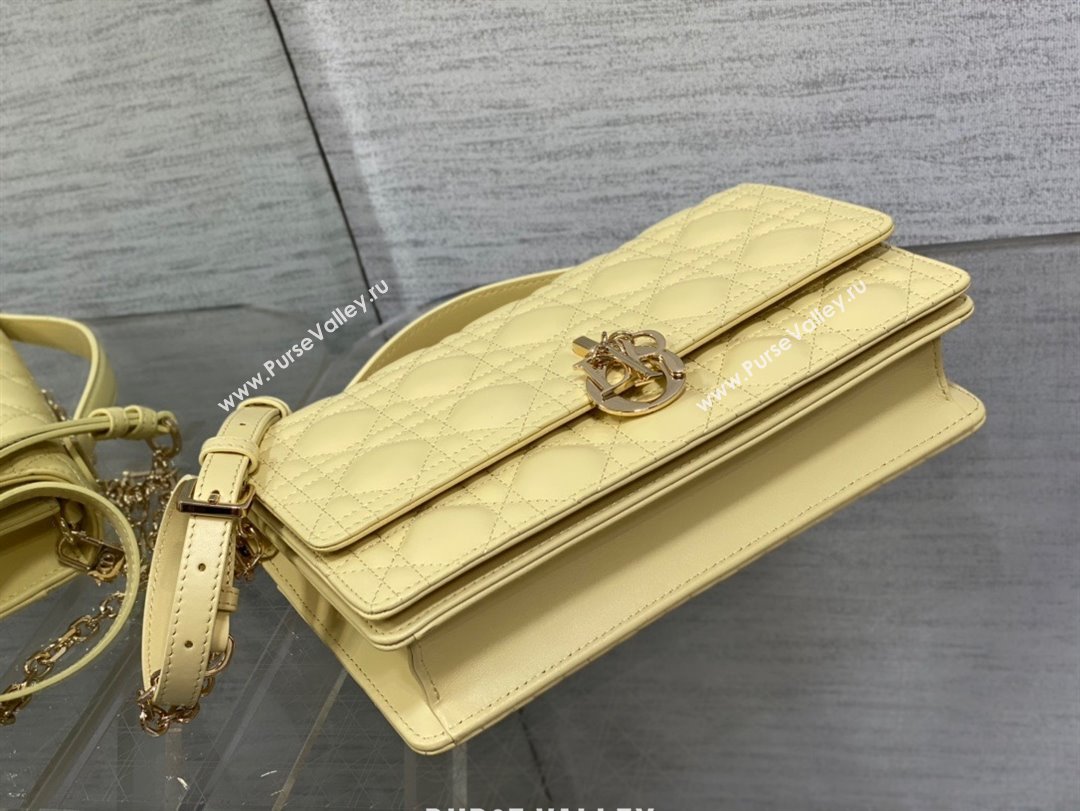 Miss Dior Top Handle Bag in Pastel Yellow Cannage Lambskin 2023 (xxg-231024-02)