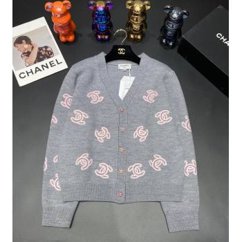 CHANEL gray/pink cc printed CARDIGAN 2023 (qiqi-231206-19)