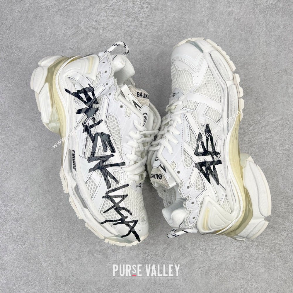 Balenciaga runner Graffiti Sneaker in white and black mesh and nylon 2023 (xingqi8-240119-03)