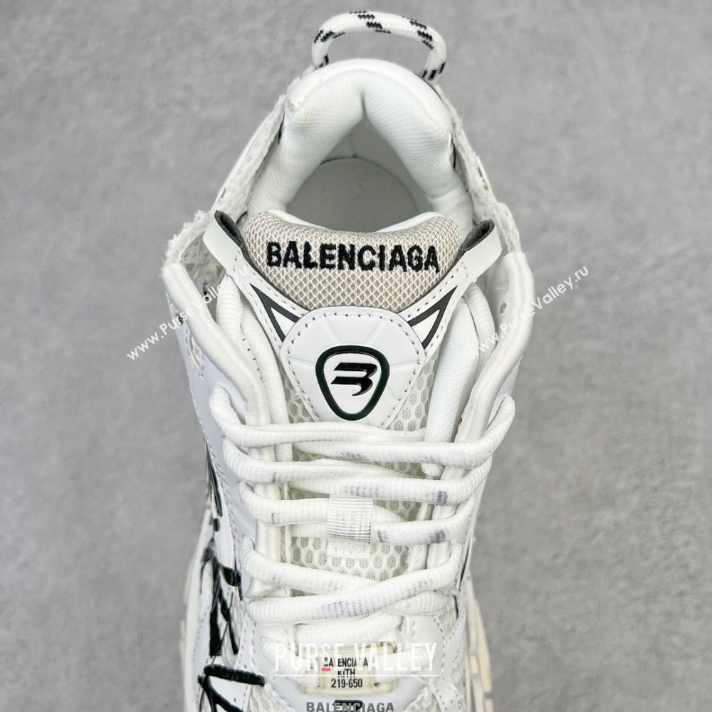 Balenciaga runner Graffiti Sneaker in white and black mesh and nylon 2023 (xingqi8-240119-03)