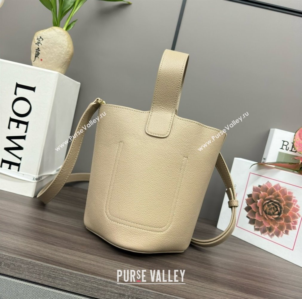 loewe mini Pebble Bucket bag in soft grained calfskin sand 2024 (xinyidai-240319-01)